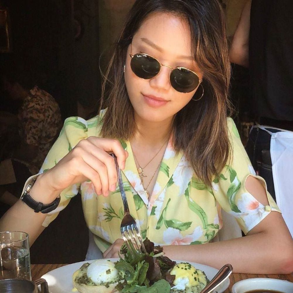 Meet your Posher, Iris